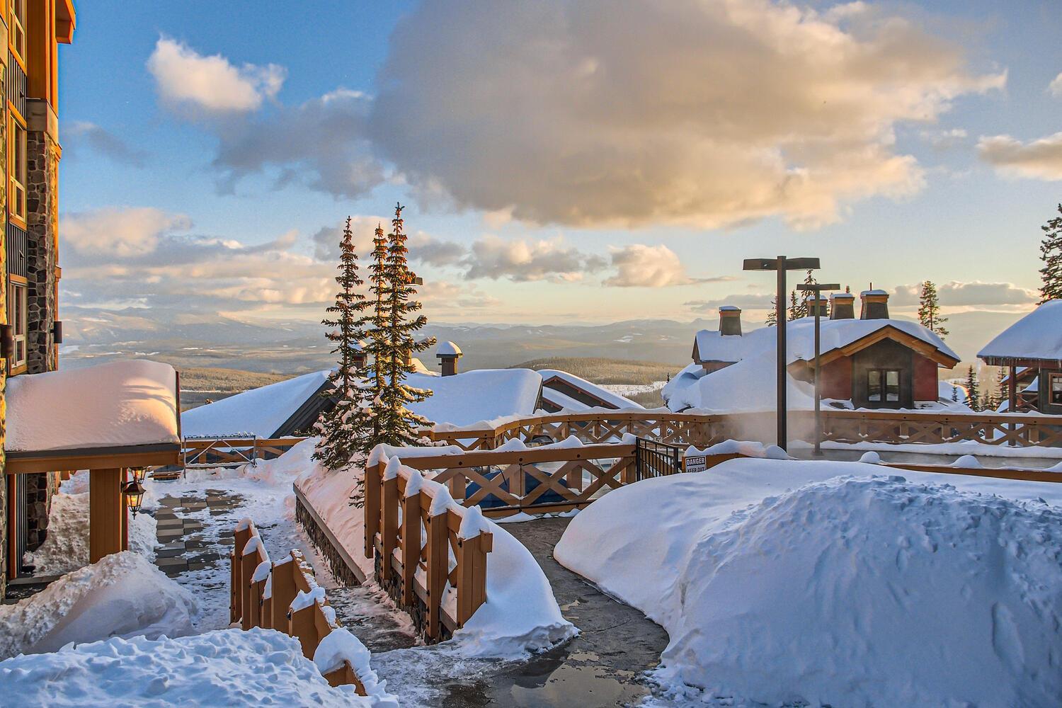 Stonegate Resort Unit A402 Big White Ski Resort Exterior photo