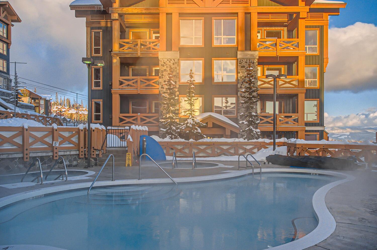 Stonegate Resort Unit A402 Big White Ski Resort Exterior photo